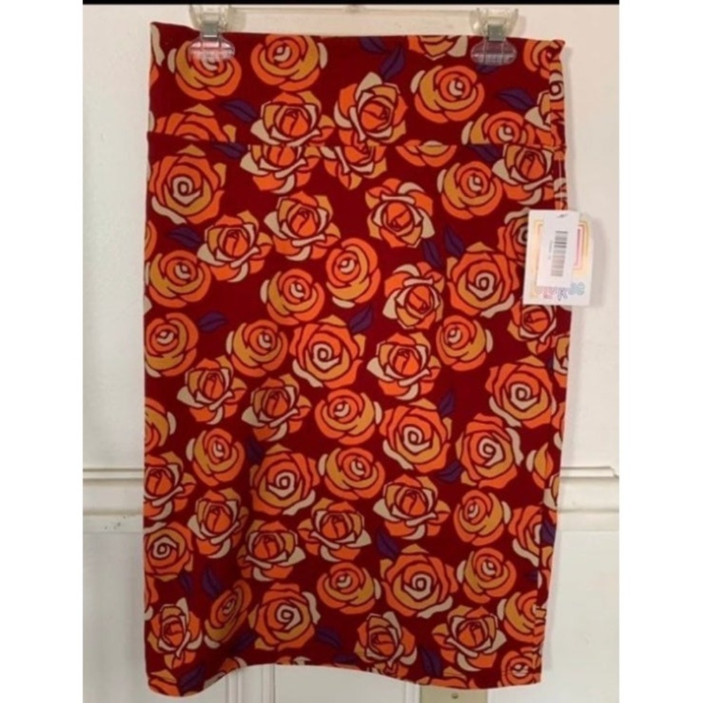LuLaRoe Women's Cassie Skirt‎ Medium NWT Floral Pattern